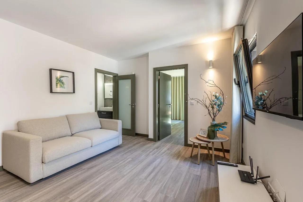 Fort Bay Suite Apartments Machico  0*, Machico (Madeira)