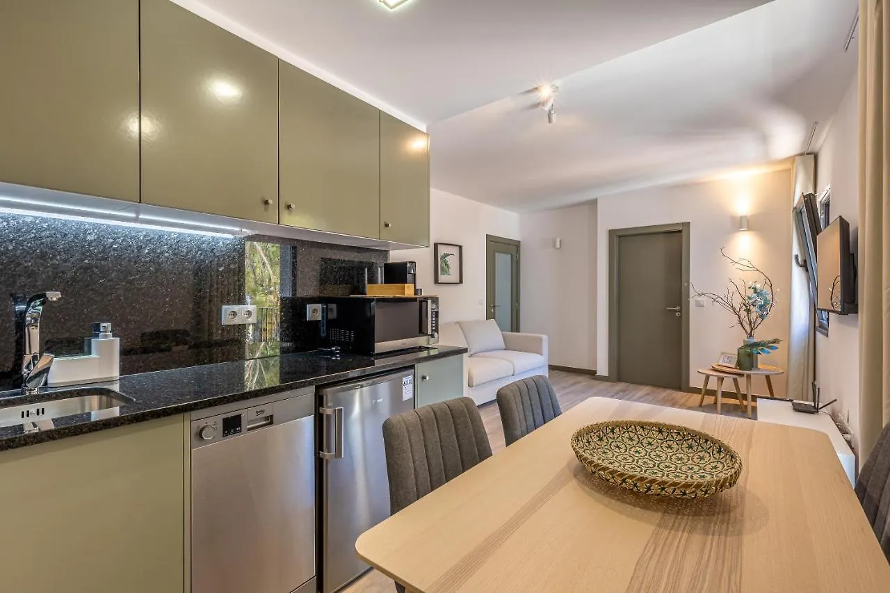 Fort Bay Suite Apartments Machico  0*, Machico (Madeira)