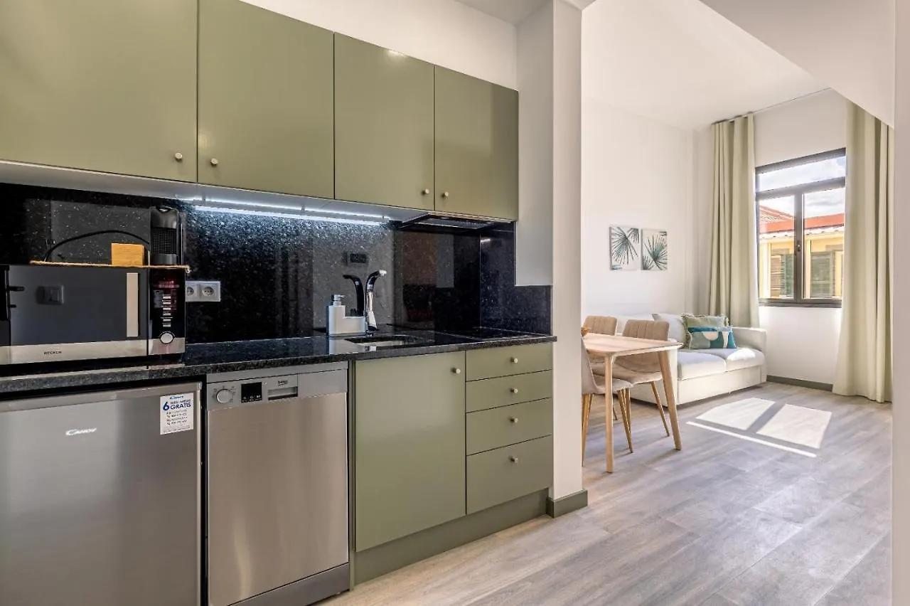 Fort Bay Suite Apartments Machico