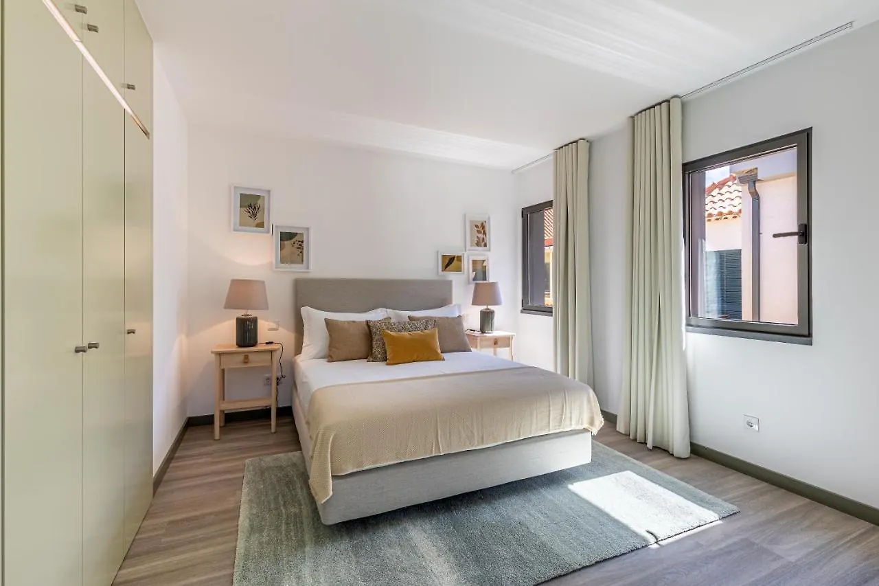 Fort Bay Suite Apartments Machico  Machico (Madeira)